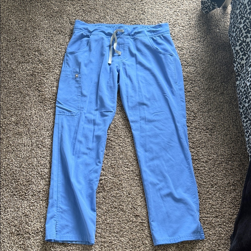 Figs Kade (Ceil Blue)